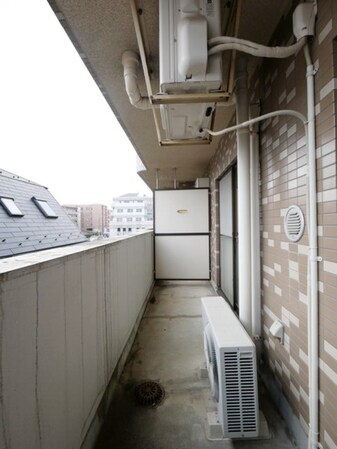 リフィーネめじろ台の物件内観写真